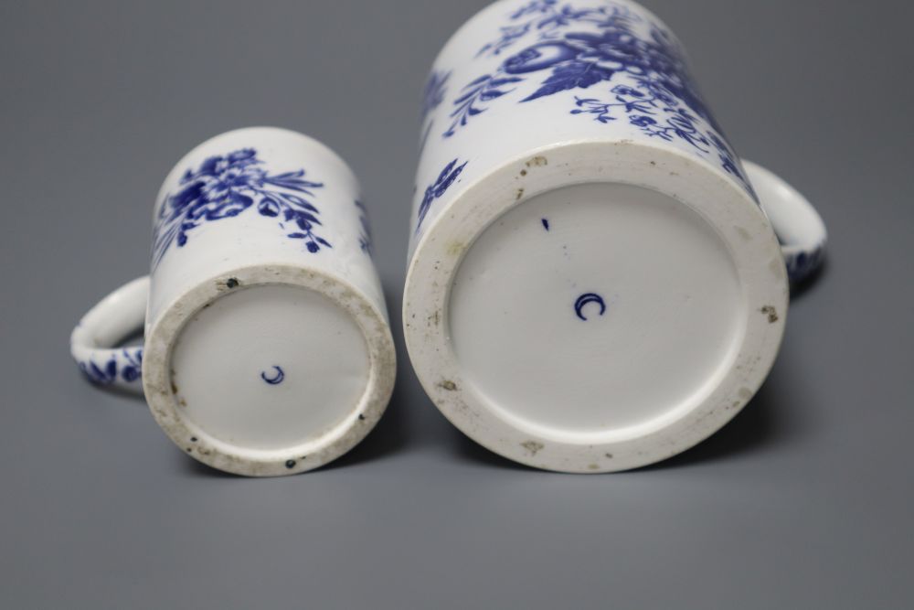 A Worcester style pine cone pattern bone china mug and a similar fruit decorated small mug, late 19th century, 12cm and 8cm